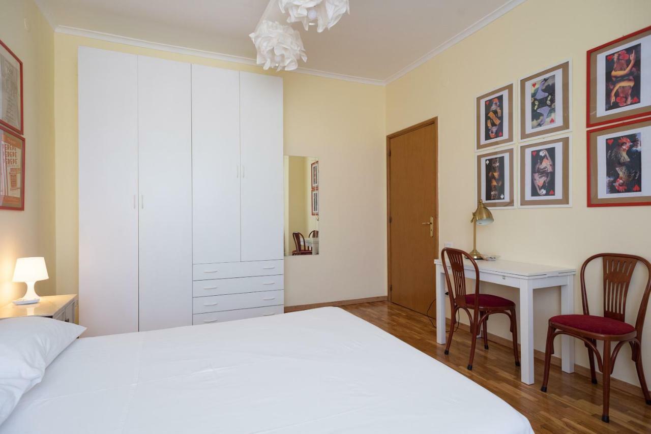 Casa Laurino B&B เนเปิลส์ ภายนอก รูปภาพ